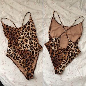 Leopard print one piece swimsuit 🐆